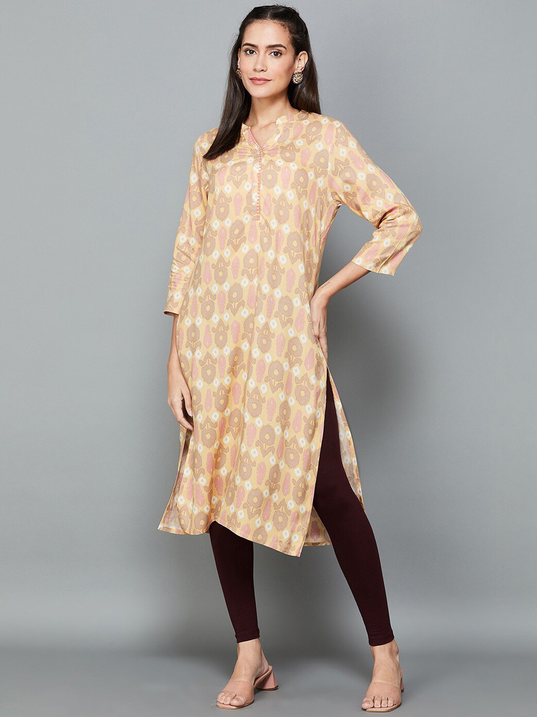 

Melange by Lifestyle Ethnic Motifs Printed Straight Regular Kurta, Beige