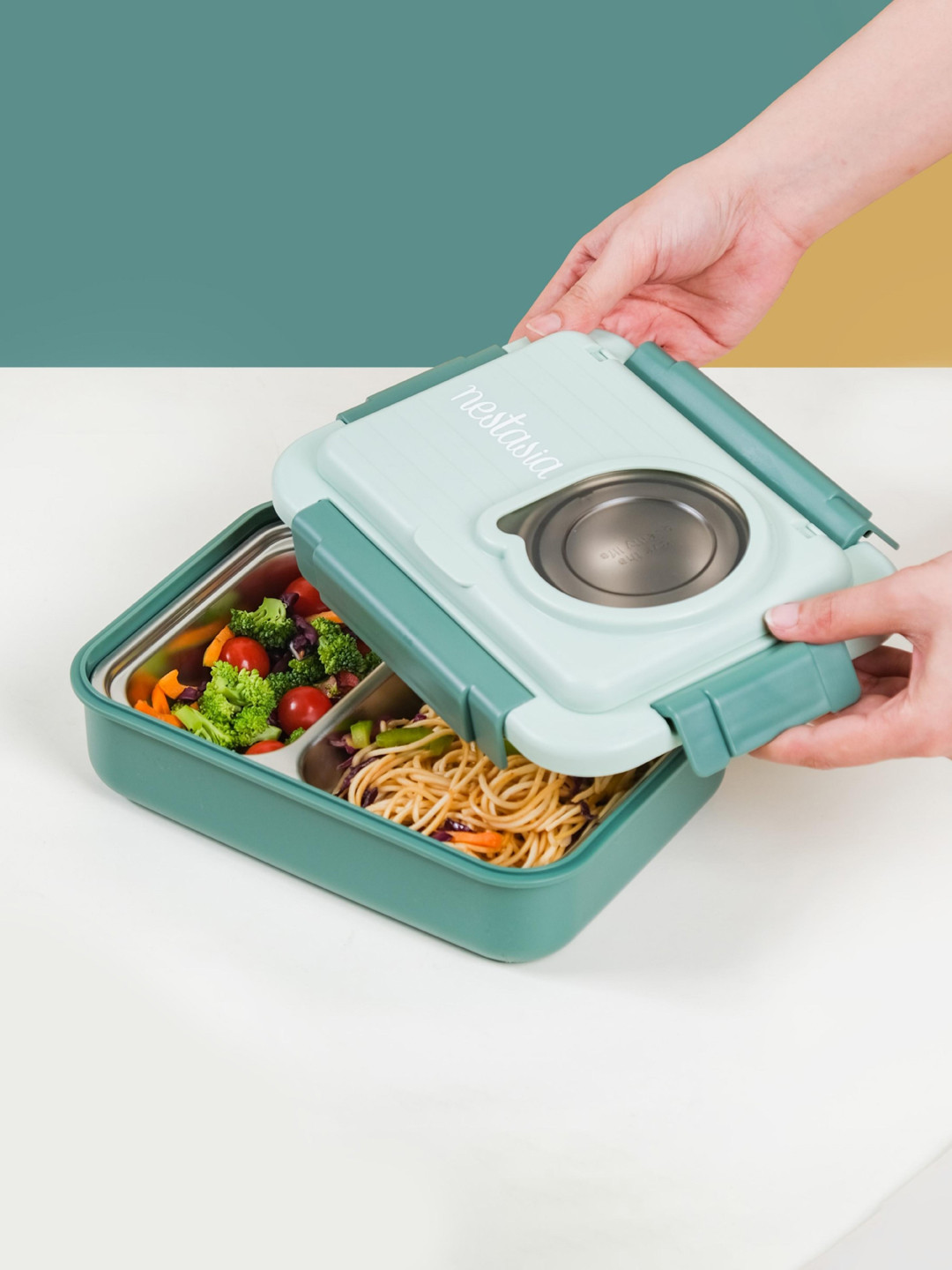 

Nestasia Green 2 Section Leakproof Lunch Box - 800 ml