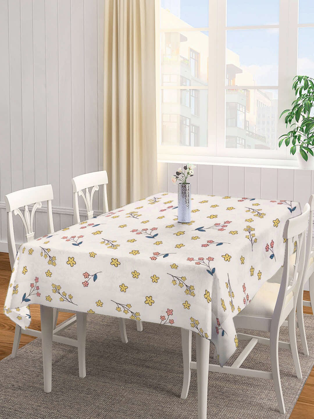 

KLOTTHE Pink Floral Printed 6-Seater Table Cover