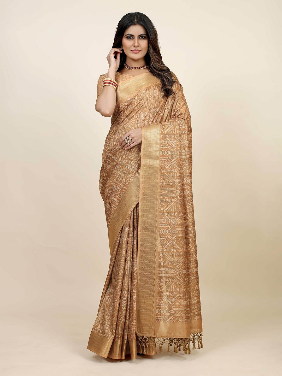 

Mitera Beige & Gold-Toned Floral Printed Zari Saree