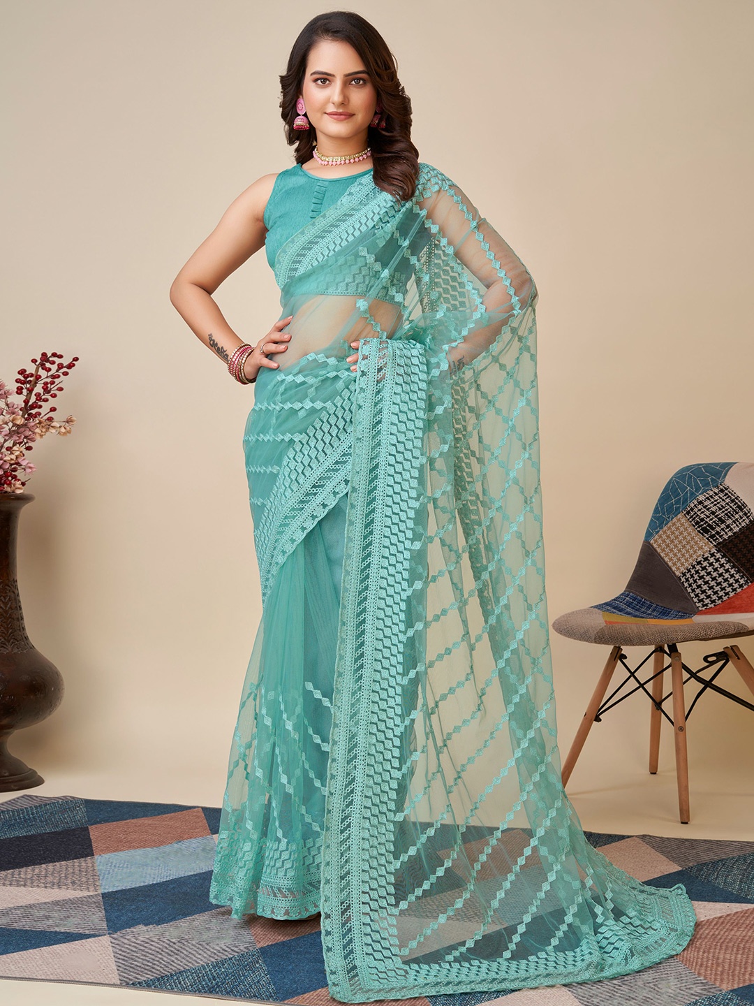 

VAIRAGEE Embroidered Net Saree, Turquoise blue