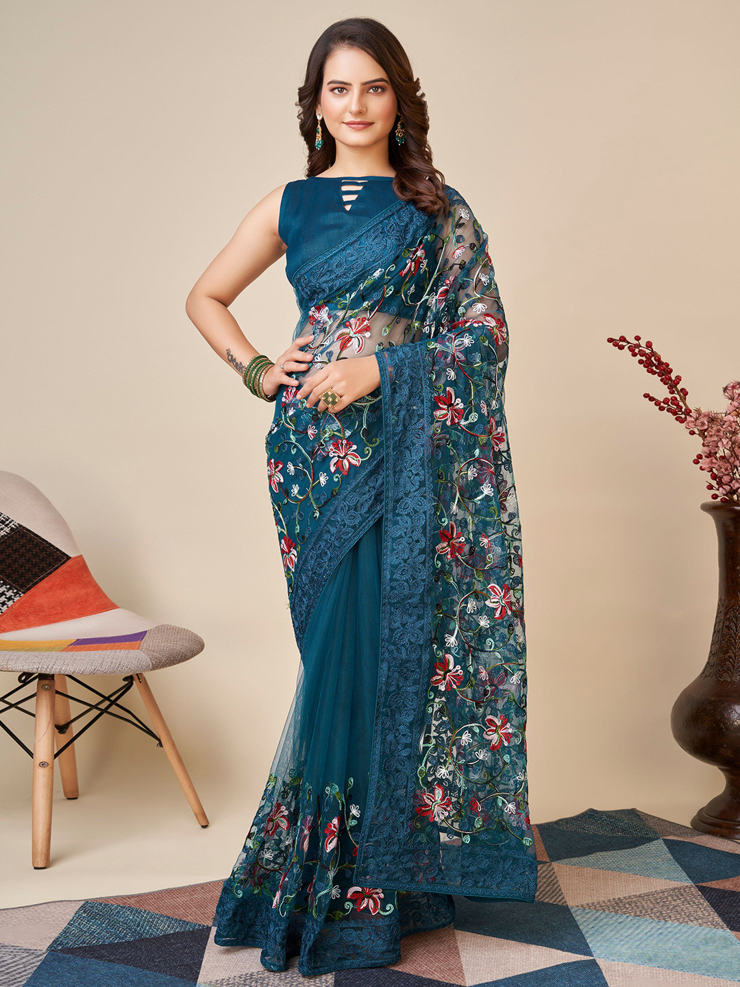 

VAIRAGEE Floral Embroidered Net Saree, Teal