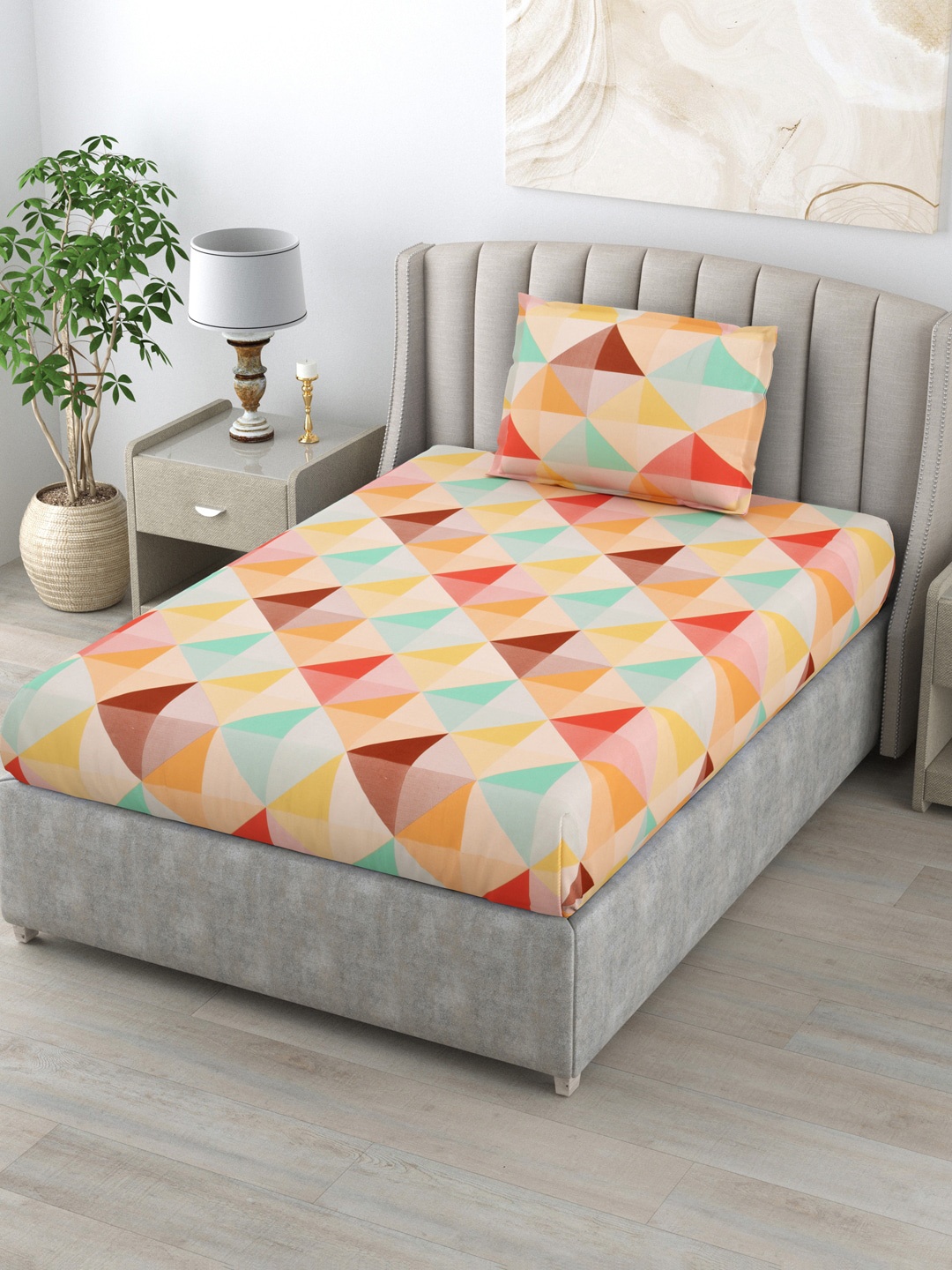 

BOMBAY DYEING Yellow & Green Geometric 104 TC Single Bedsheet with 1 Pillow Cover