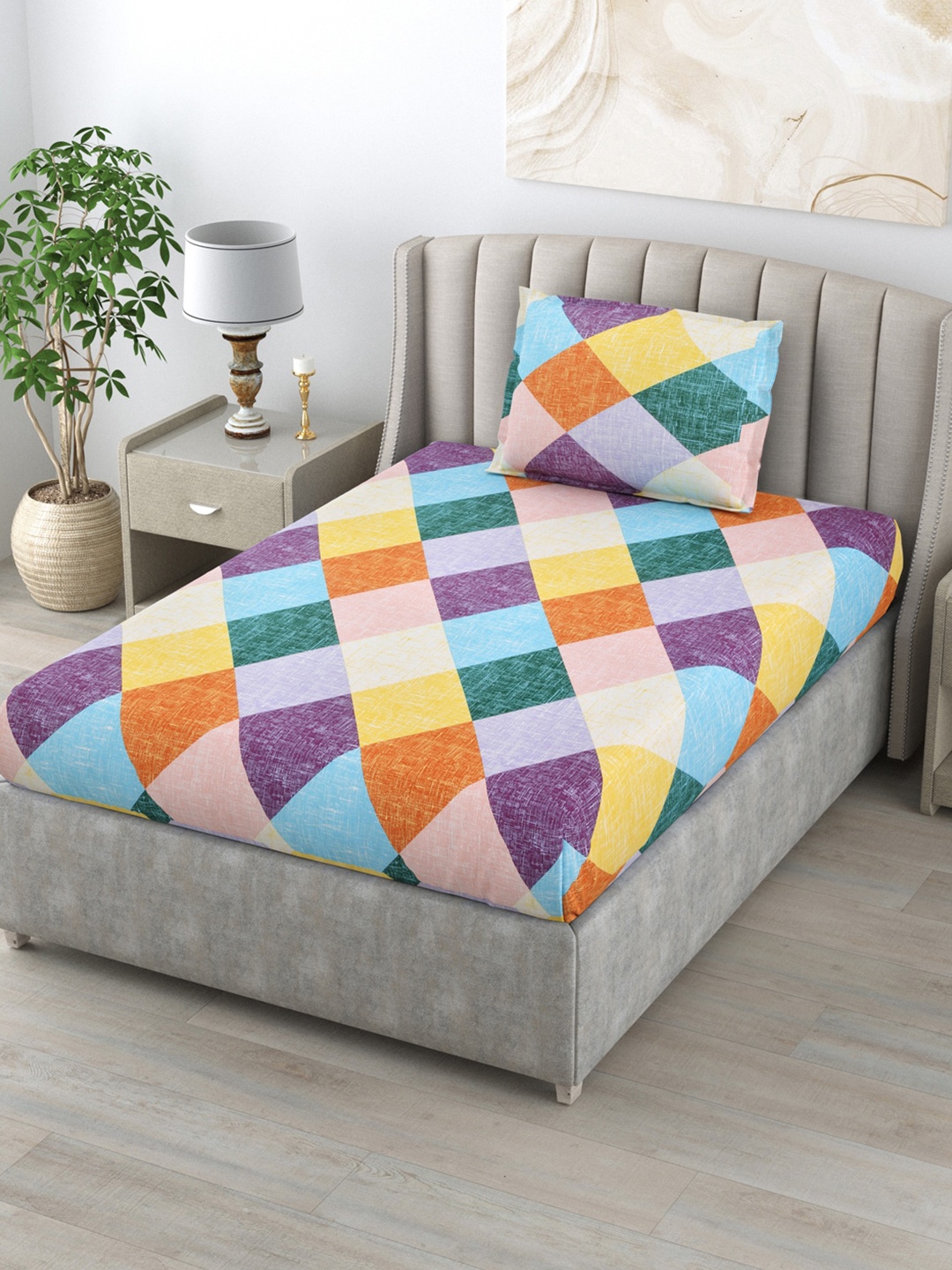 

BOMBAY DYEING Dream Lover Green Geometric Cotton 104 TC Single Bedsheet & 1 Pillow Cover