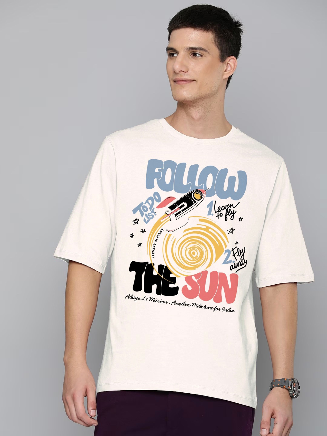 

Harvard Off-White & Blue Graphic Printed Oversized Cotton T-shirt