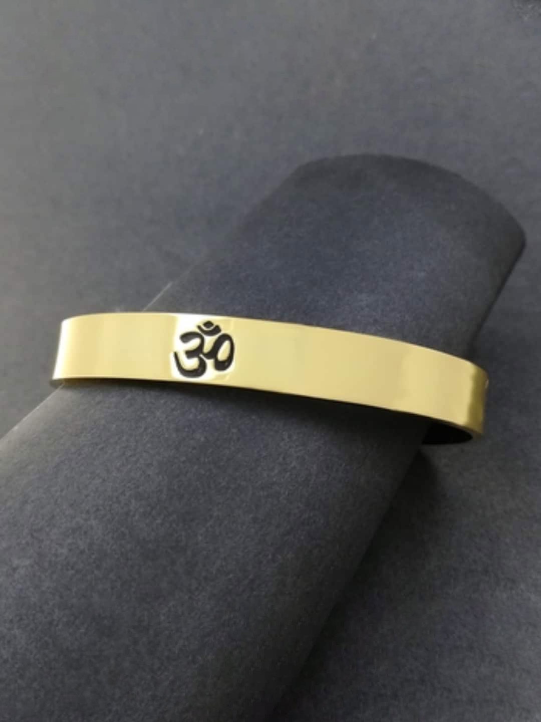 

SALTY Men Gold-Plated Cuff Bracelet