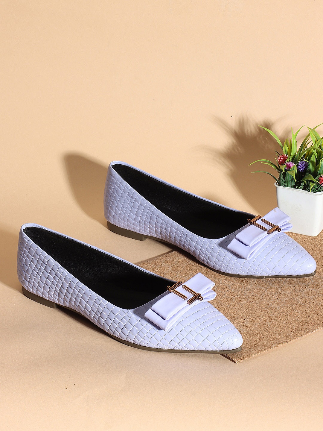 

TWIN TOES Textured Bow Detail Ballerinas, Lavender