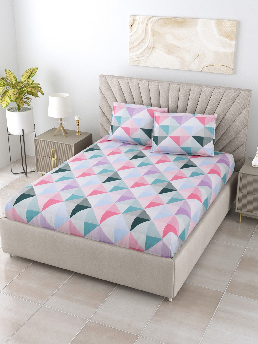 

BOMBAY DYEING Dream Lover Blue Geometric Cotton 104 TC Queen Bedsheet & 2 Pillow Covers