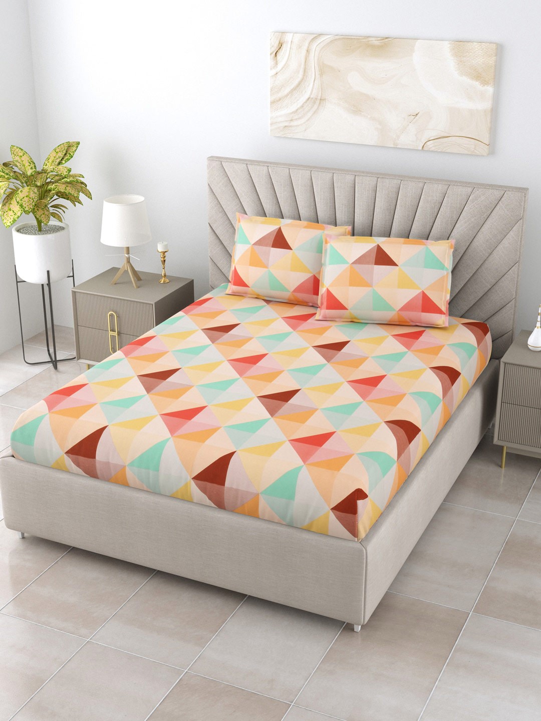 

BOMBAY DYEING Dream Lover Yellow Geometric Cotton 104 TC Queen Bedsheet & 2 Pillow Covers