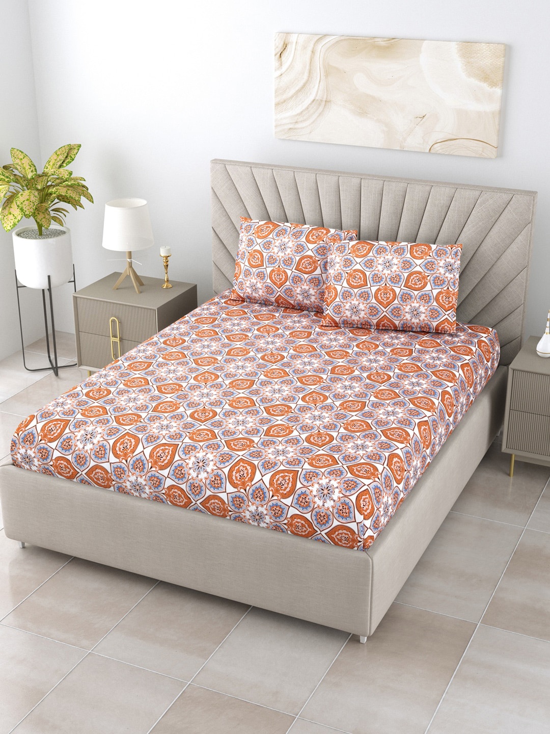 

BOMBAY DYEING Brown & White Ethnic Motifs 104 TC King Bedsheet with 2 Pillow Covers