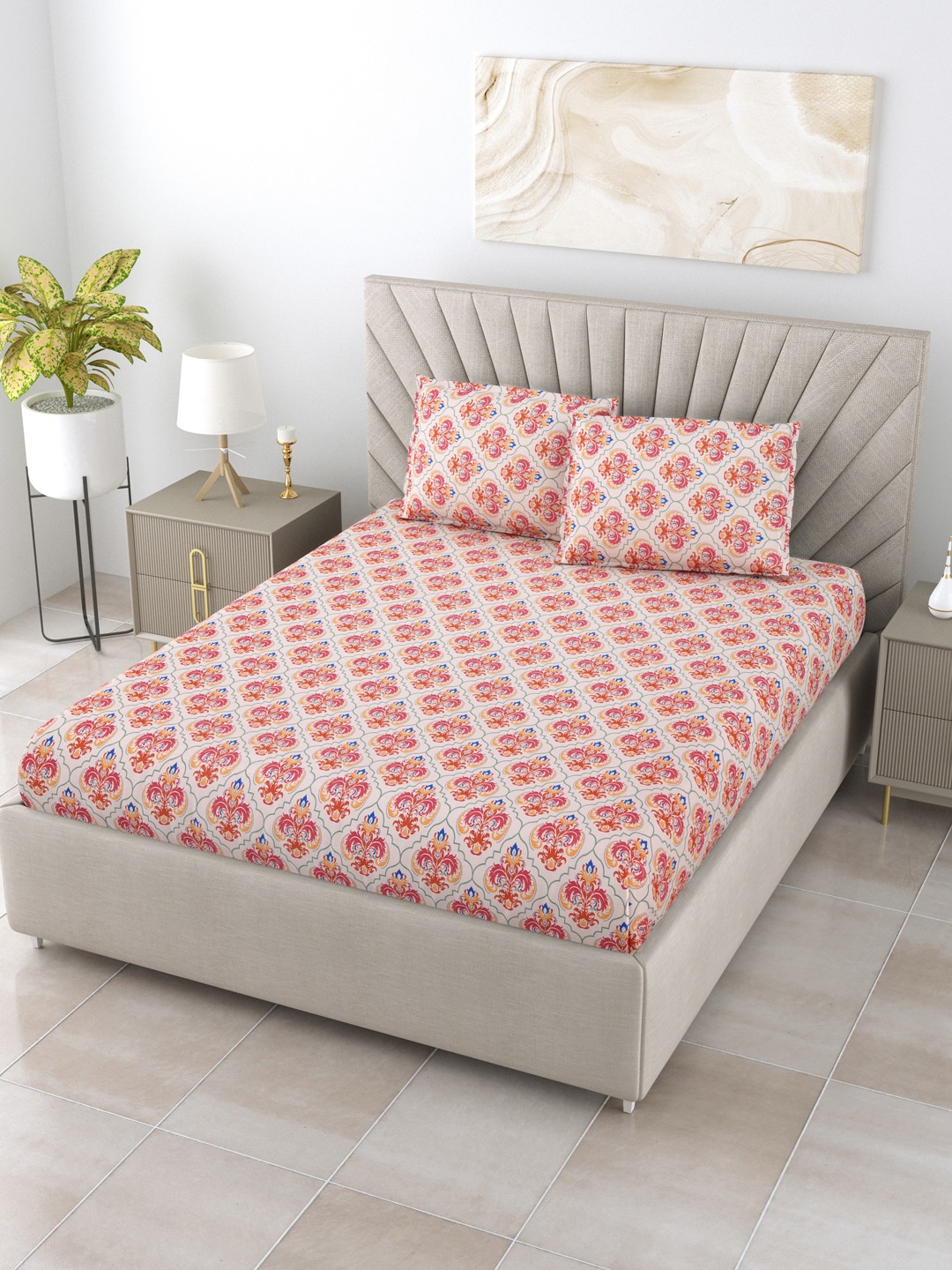 

BOMBAY DYEING Dream Lover Brown & Floral Cotton 104 TC King Bedsheet & 2 Pillow Covers