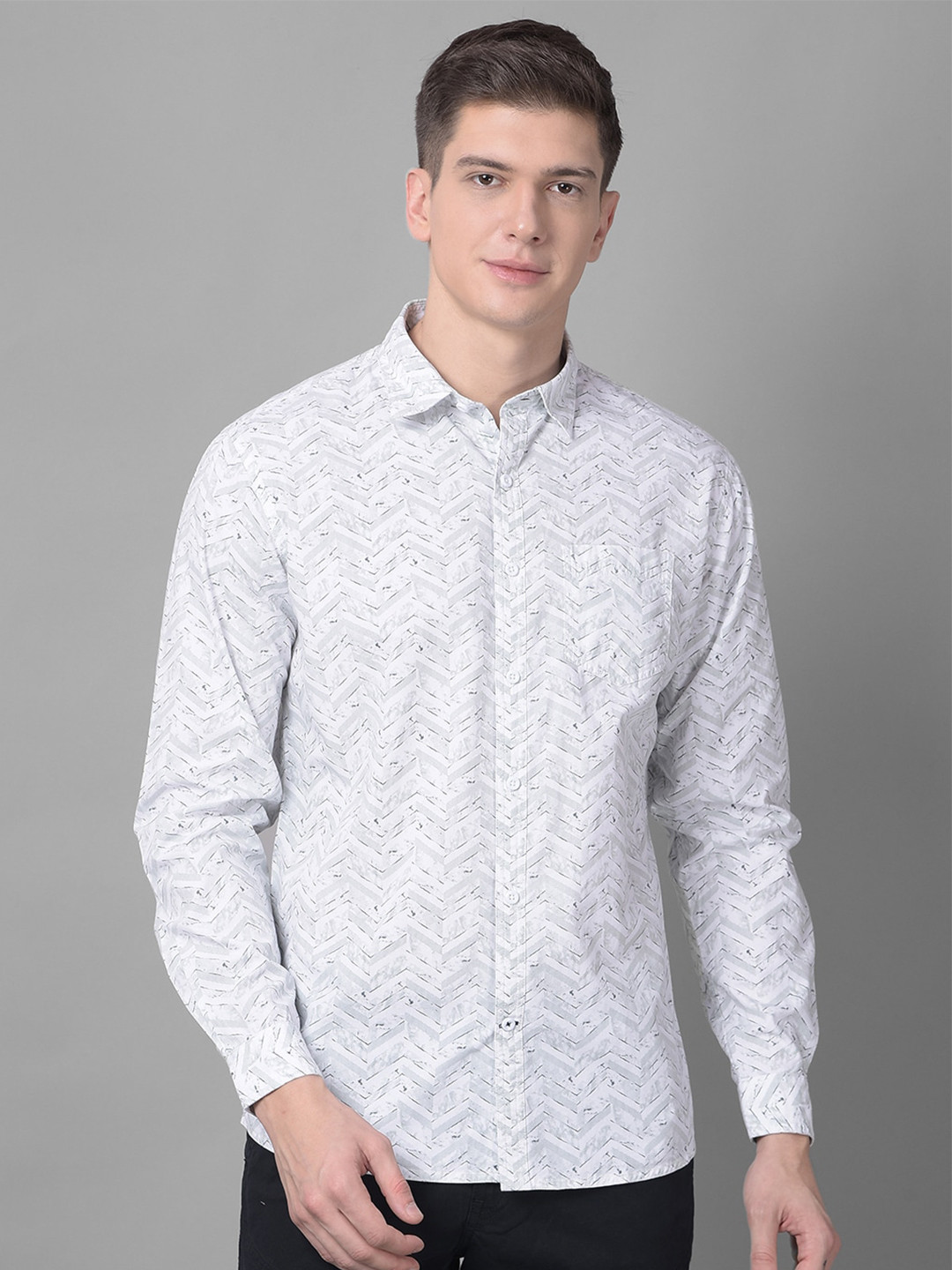 

Canary London Smart Slim Fit Chevron Printed Cotton Casual Shirt, White