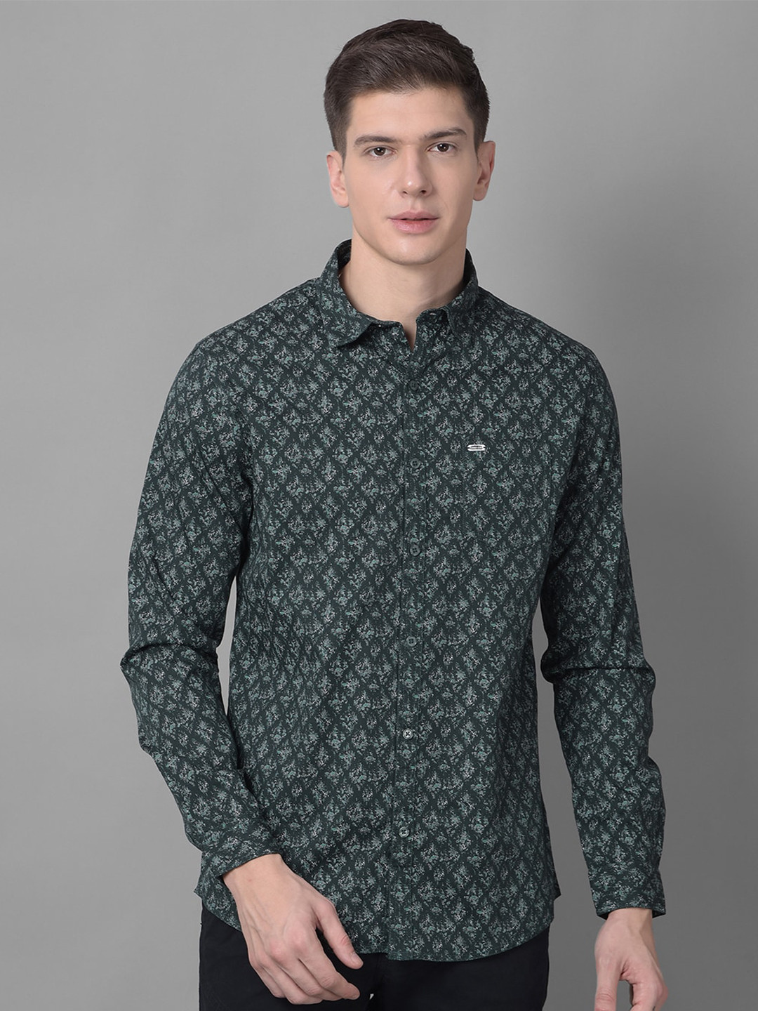 

Canary London Smart Geometric Printed Slim Fit Spread Collar Cotton Casual Shirt, Green