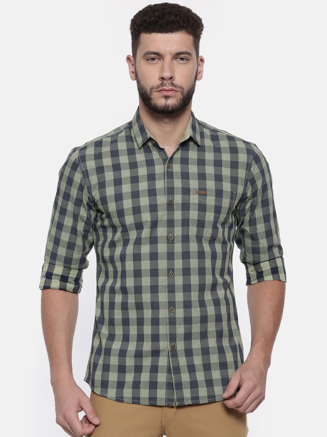 

Wrangler Men Navy Blue & Green Slim Fit Checked Casual Shirt