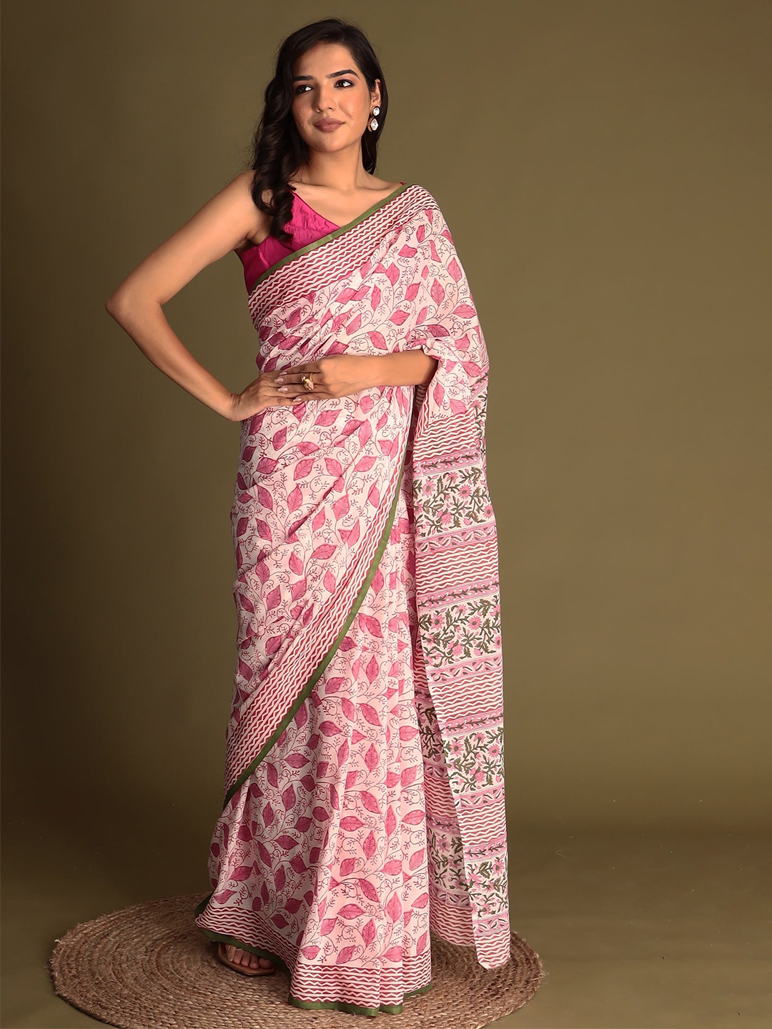 

ZARI Floral Printed Pure Cotton Saree, Pink