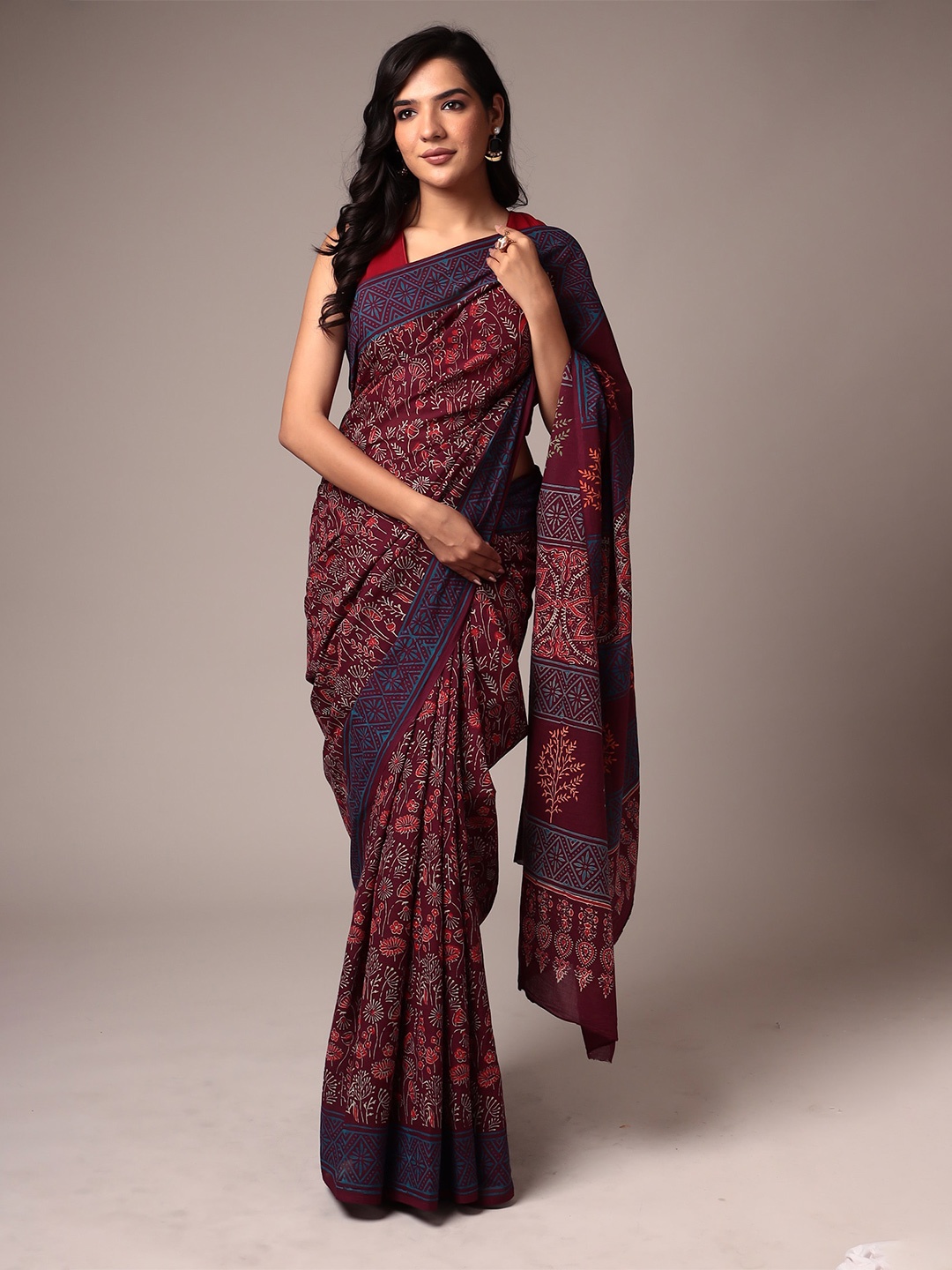 

ZARI Ethnic Motifs Printed Pure Cotton Saree, Maroon