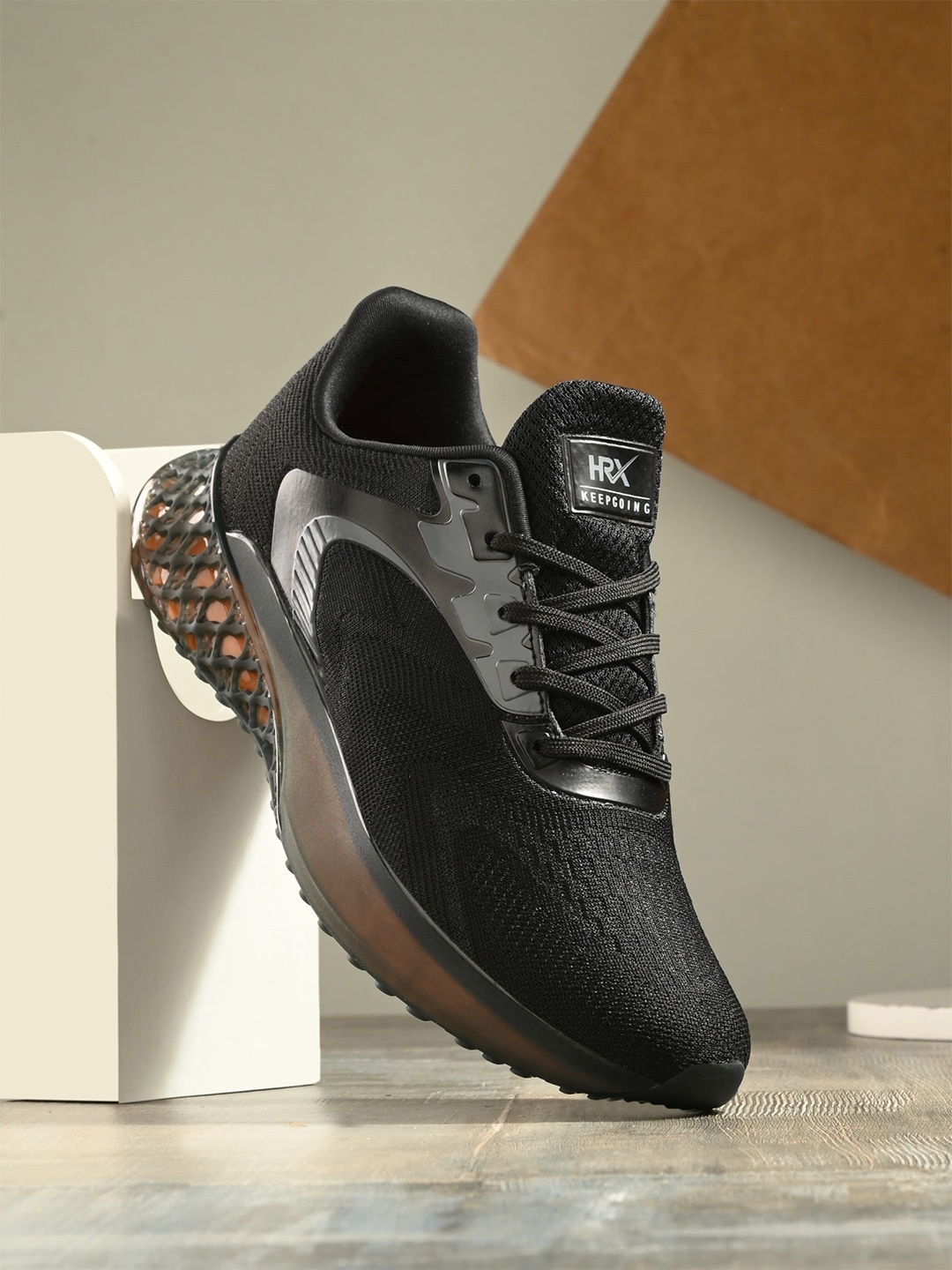 

HRX by Hrithik Roshan Men Black & Grey Mesh Walking Shoes