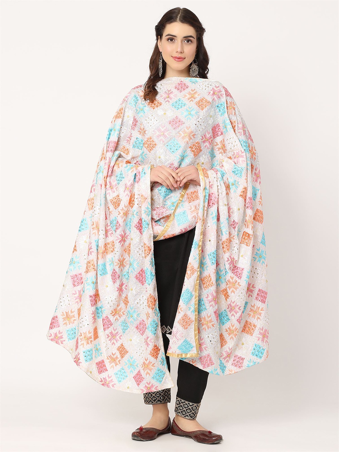 

Moda Chales Ethnic Motifs Embroidered Phulkari Dupatta, White