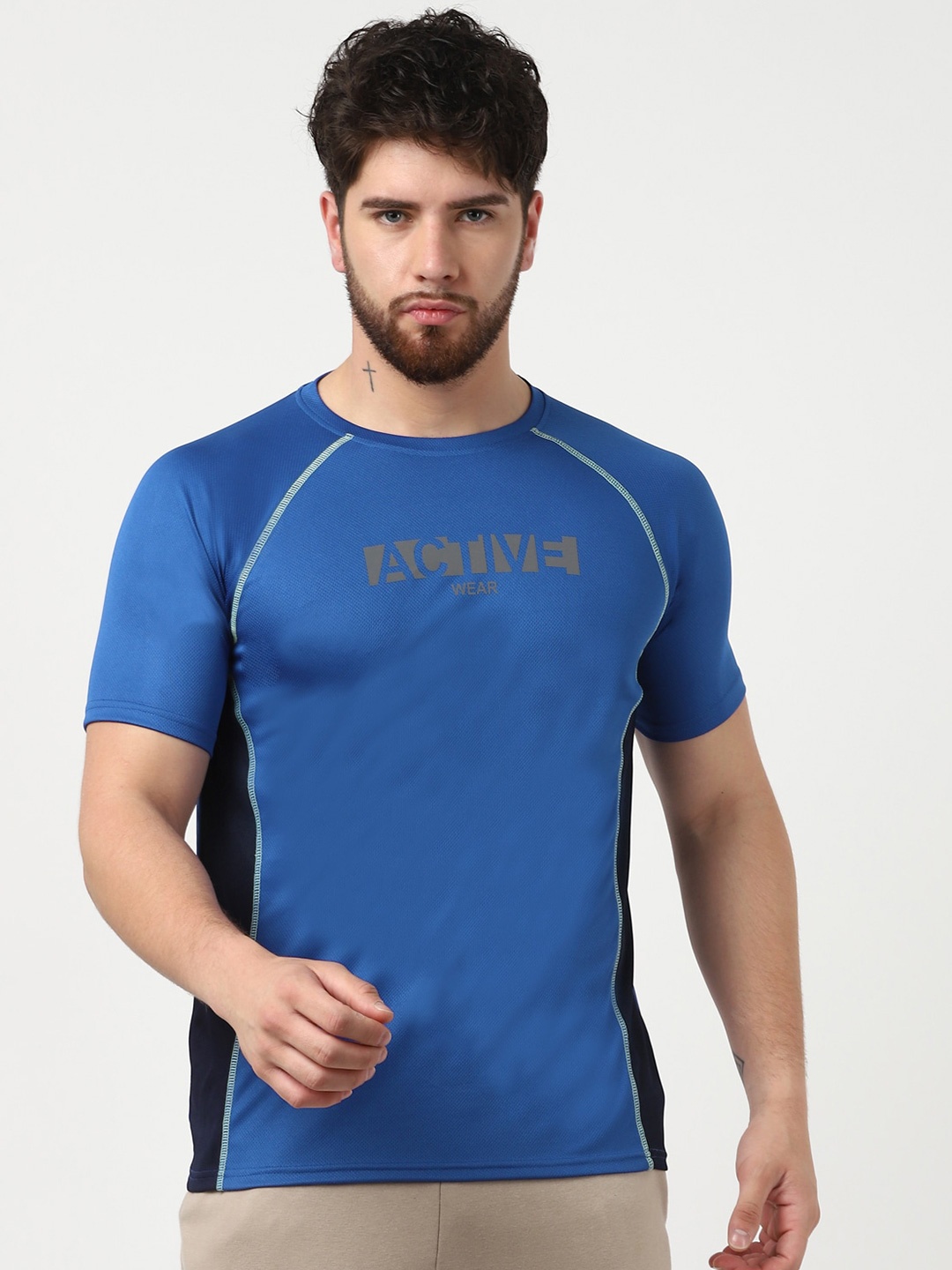 

UrbanMark Round Neck Regular Fit Round Neck T-Shirt, Blue