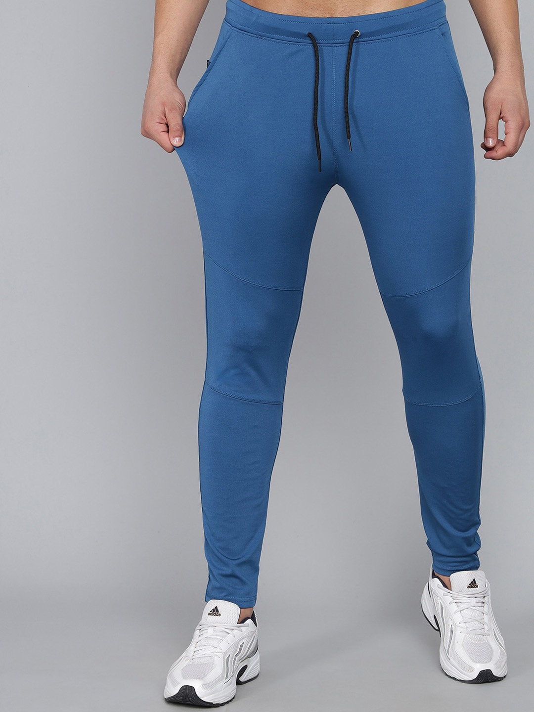 

The Modern Soul Men Slim Fit Mid Rise Stretchable Track Pants, Blue