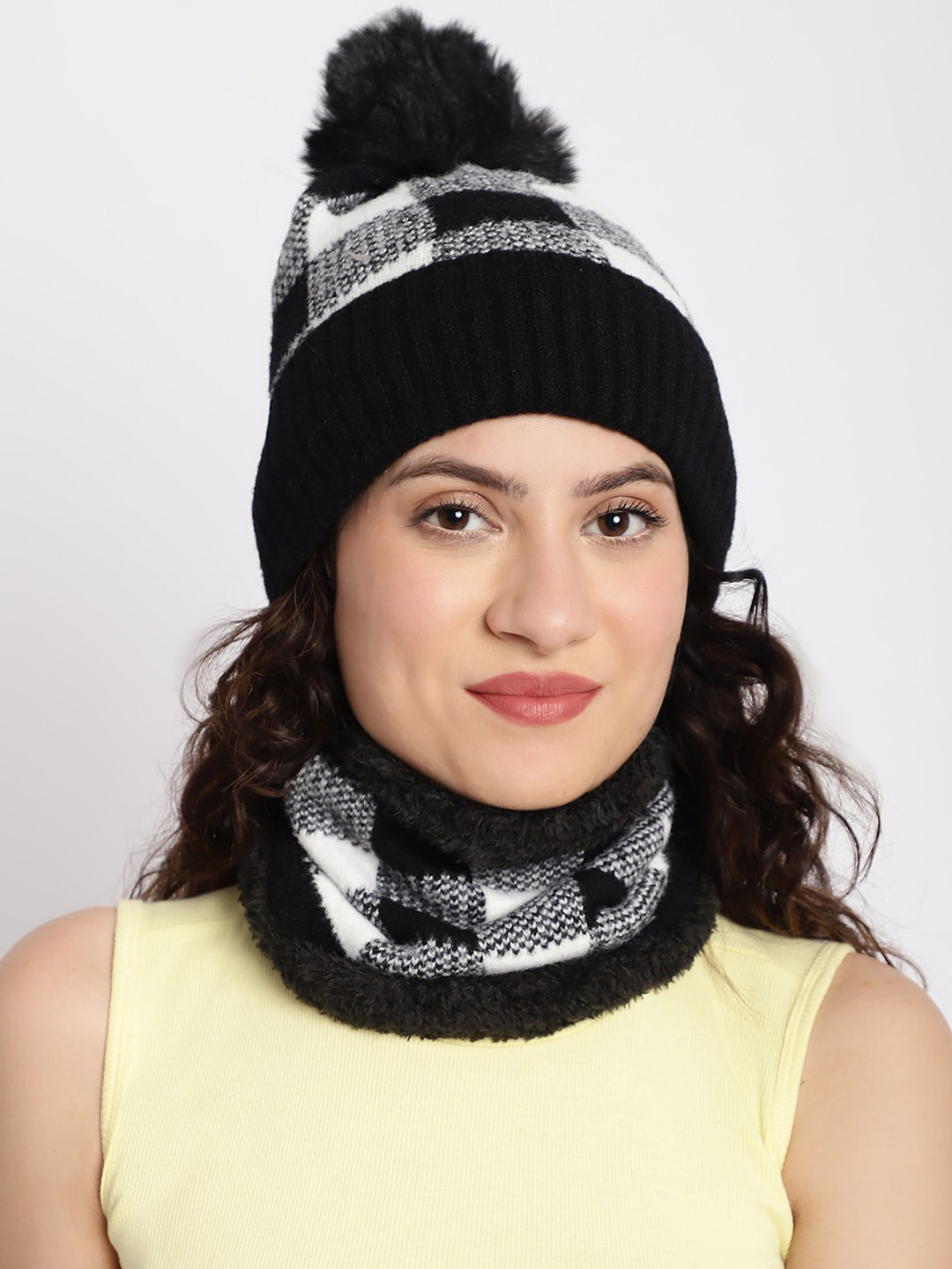 

ELLIS Self Design Acrylic Beanie, Black