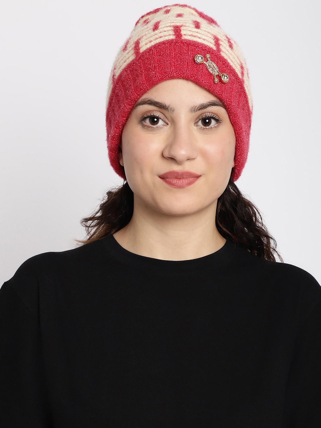 

ELLIS Women Self Design Beanie, Rose