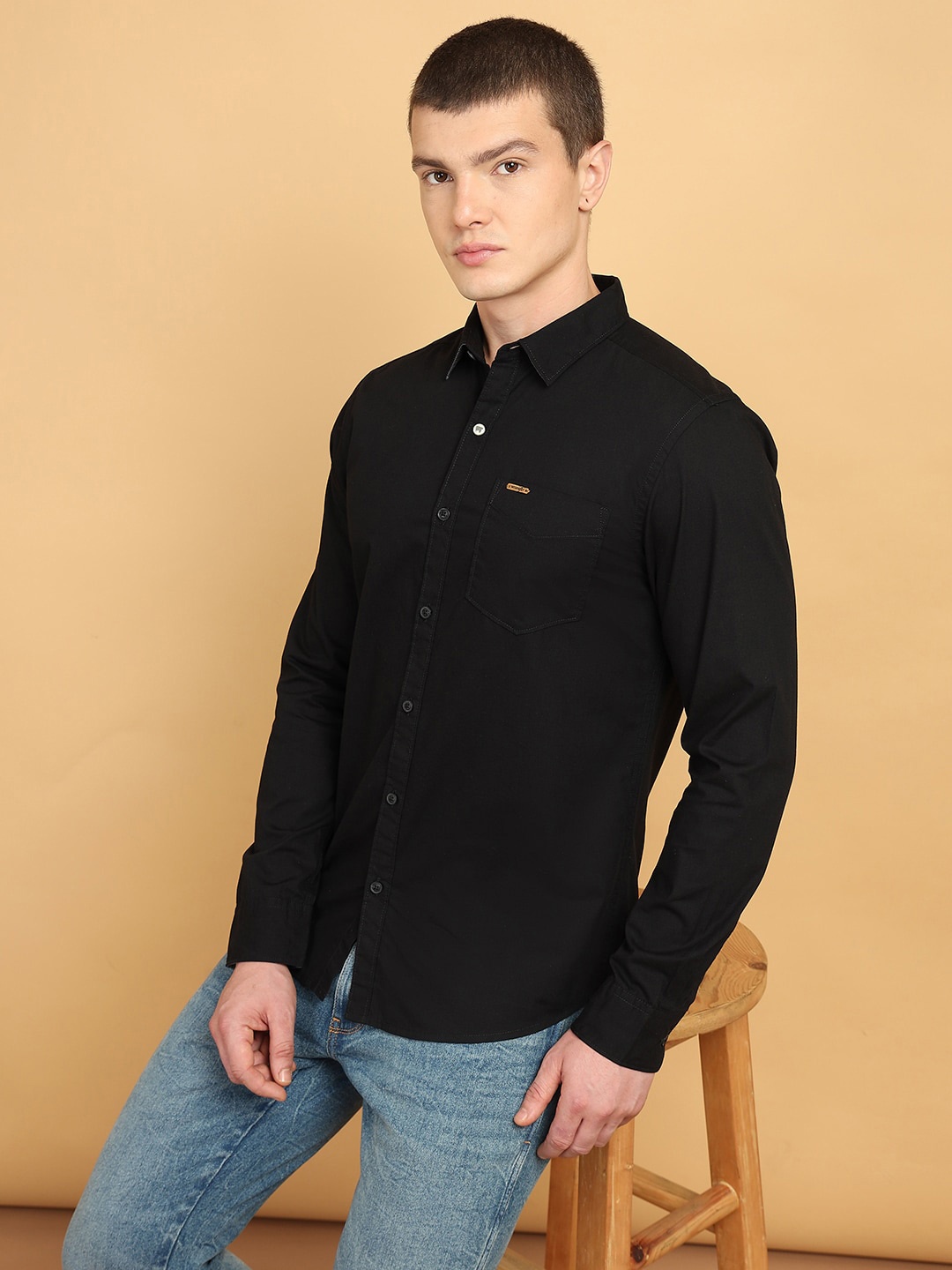 

Wrangler Spread Collar Pure Cotton Casual Shirt, Black
