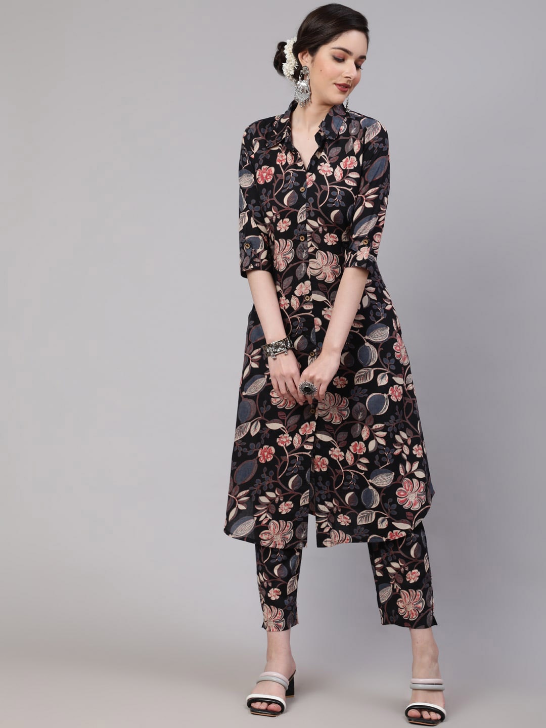 

KALINI Floral Printed Pure Cotton Kurta with Trousers, Black