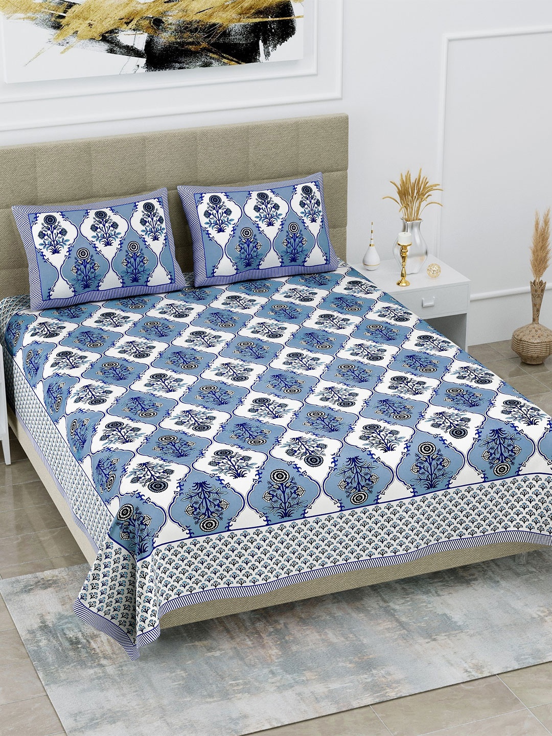 

SP DESIGNS White & Blue Floral Cotton 1000 TC King Bedsheet With 2 Pillow Covers
