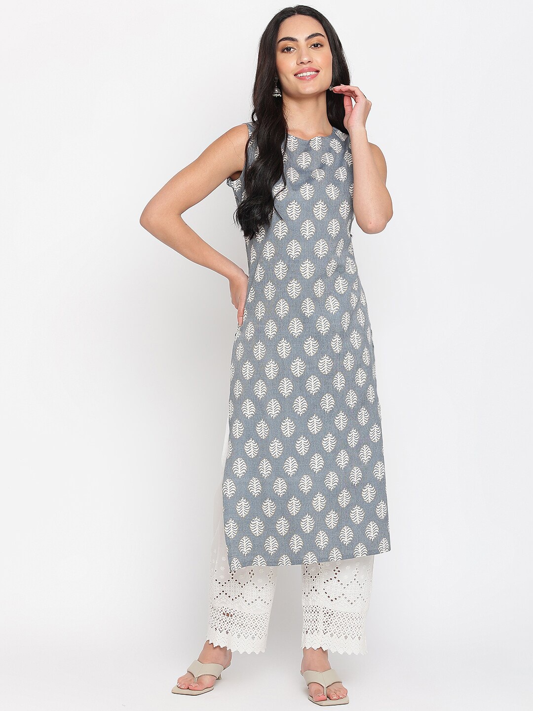 

Napra Geometric Printed Round Neck Cotton Regular Kurta, Grey