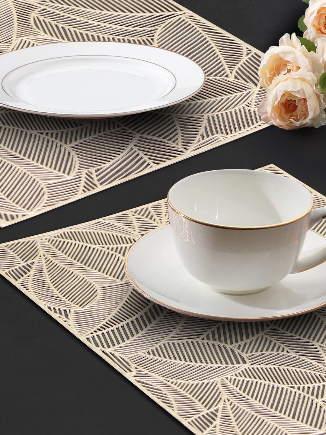 

Dakshya Industries Beige 2 Pieces Patterned Table Placemats