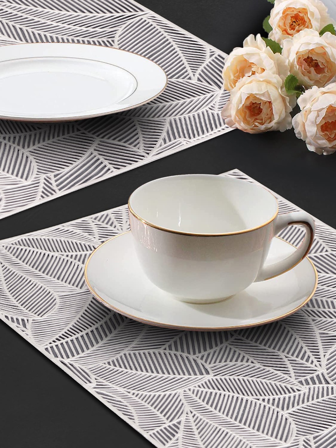 

Dakshya Industries Silver Toned 2 Pieces Floral Rectangular Table Placemats