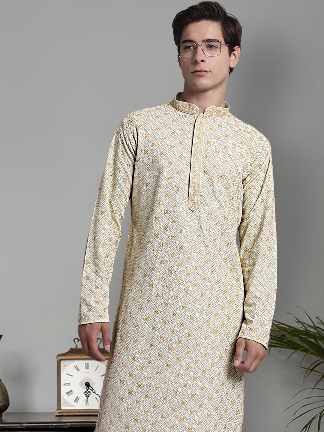 

Jompers Embroidered Mandarin Collar Kurta, Green