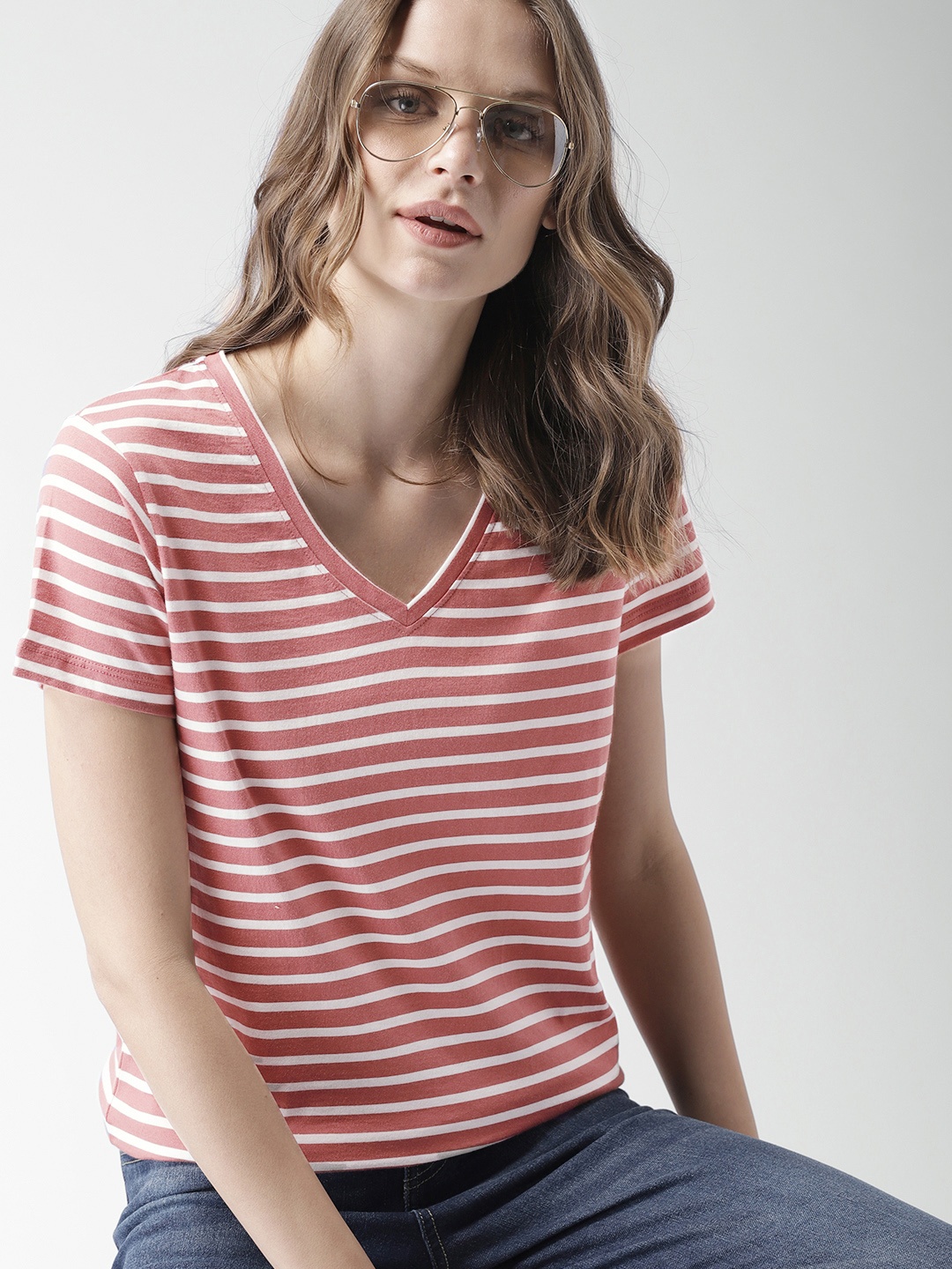 

Mast & Harbour Women Pink & White Striped V-Neck T-shirt