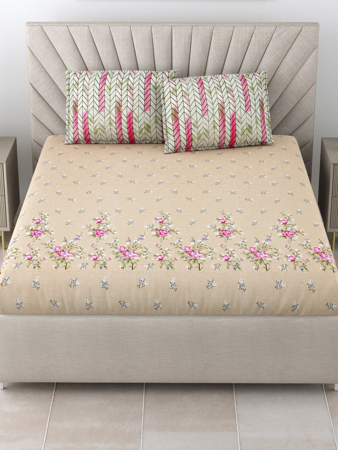 

Salona Bichona Beige & Pink Floral Pure Cotton 144 TC King Bedsheet with 2 Pillow Covers