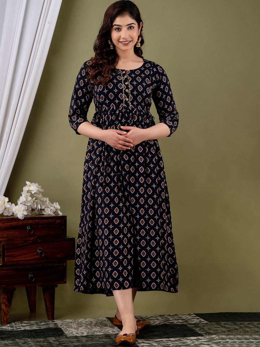 

NITVAN Ethnic Motifs Printed Pleated Detail Maternity Cotton Fit and Flare Ethnic Dresses, Black