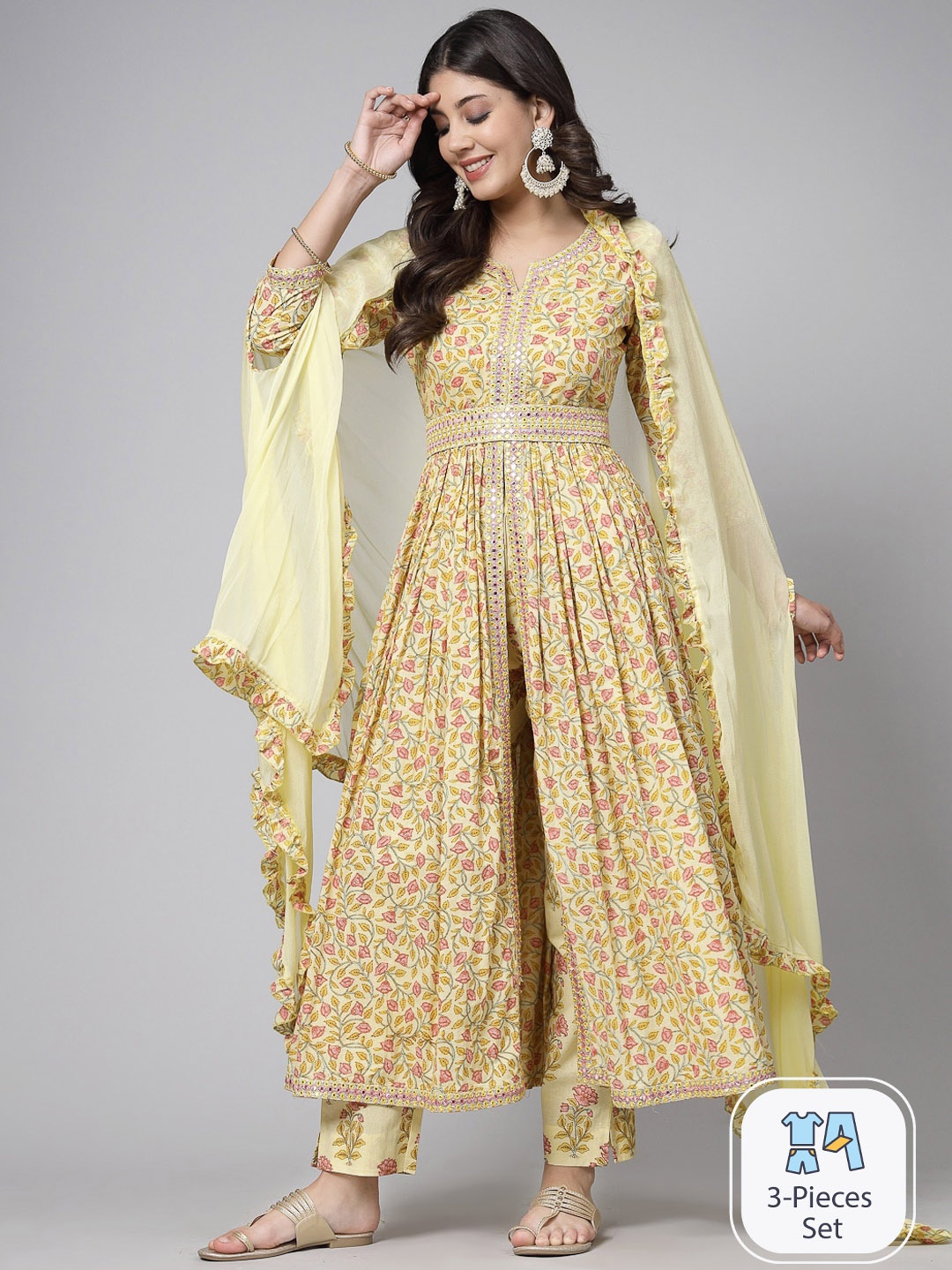 

SWAS Floral Printed Regular Mirror Work High Slit Fusion Kurta With Trousers & Dupatta, Yellow