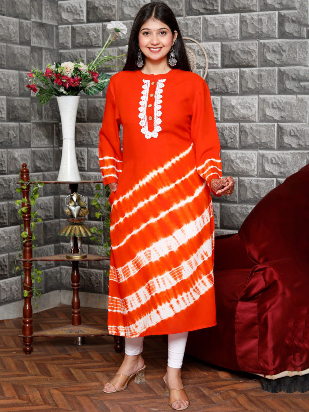

PNEHA Abstract Printed Tie & Dye Mandarin Collar Straight Kurta, Orange