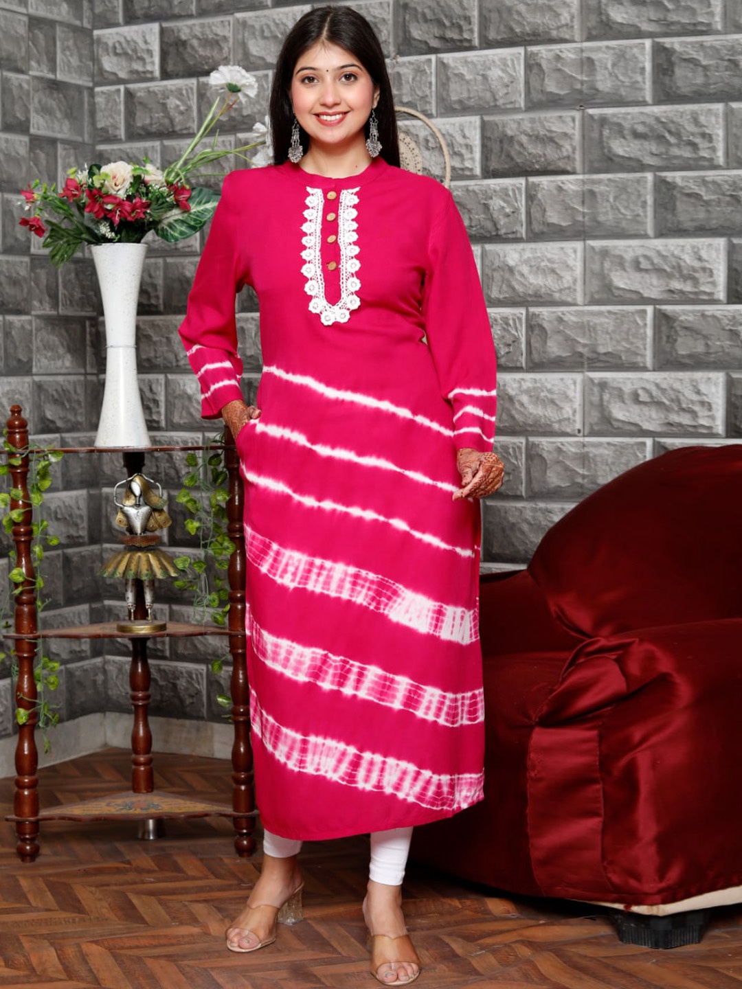 

PNEHA Abstract Printed Tie & Dye Mandarin Collar Straight Kurta, Pink