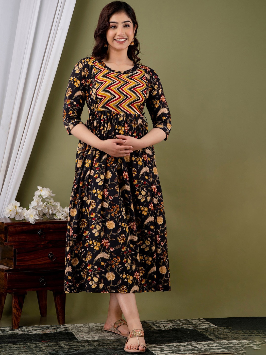 

NITVAN Maternity Floral Printed Gathered Fit & Flare Dress, Black