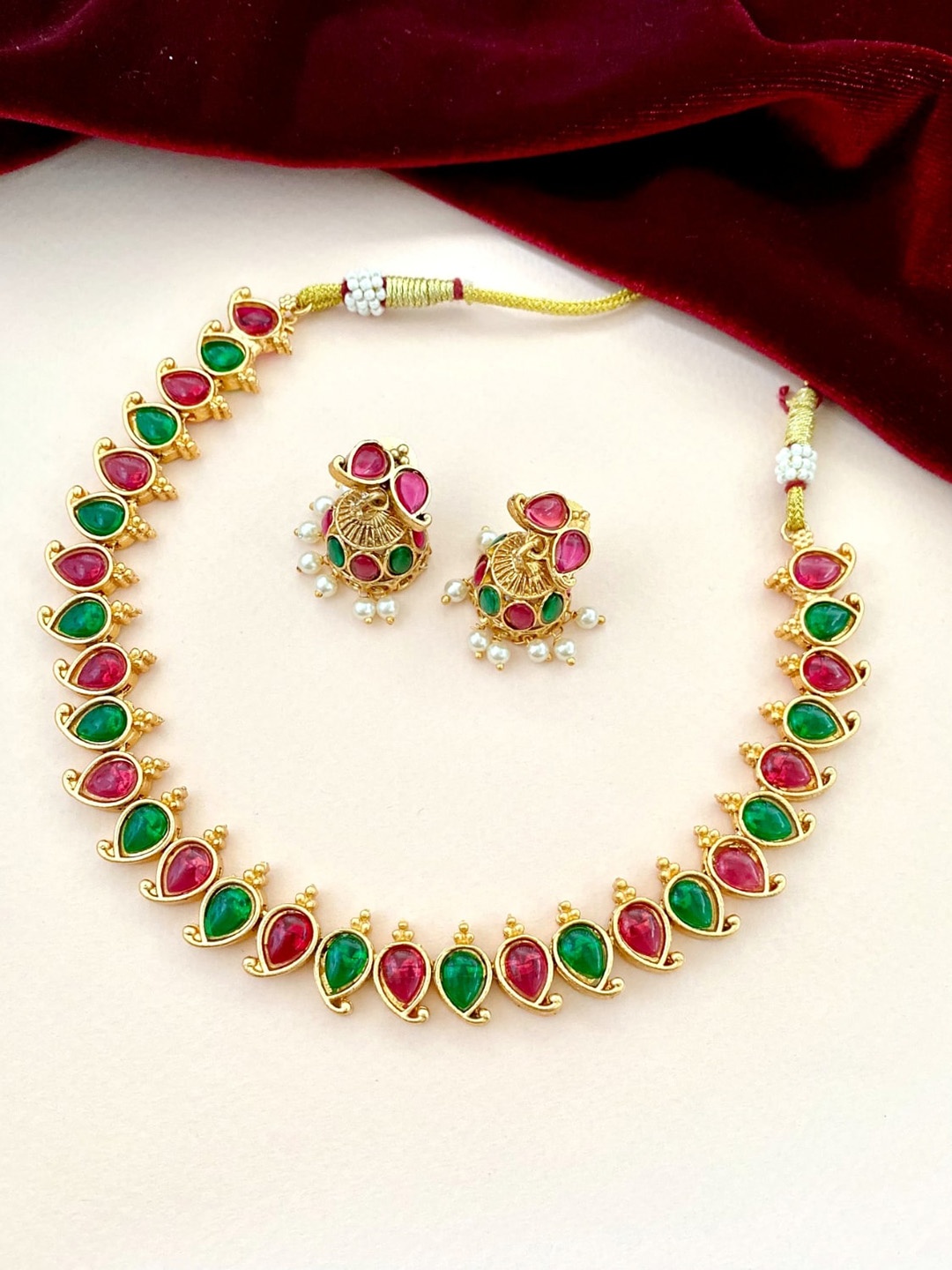 

Pihtara Jewels Gold-Plated Stone-Studded Necklace And Earrings