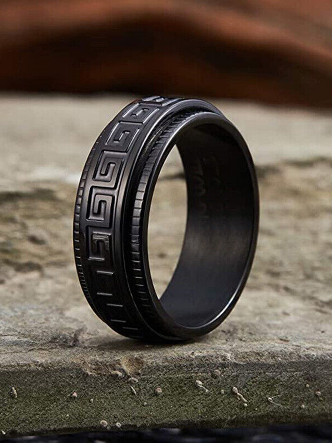 

MEENAZ Men Silver-Plated Stainless Steel Band Ring, Black