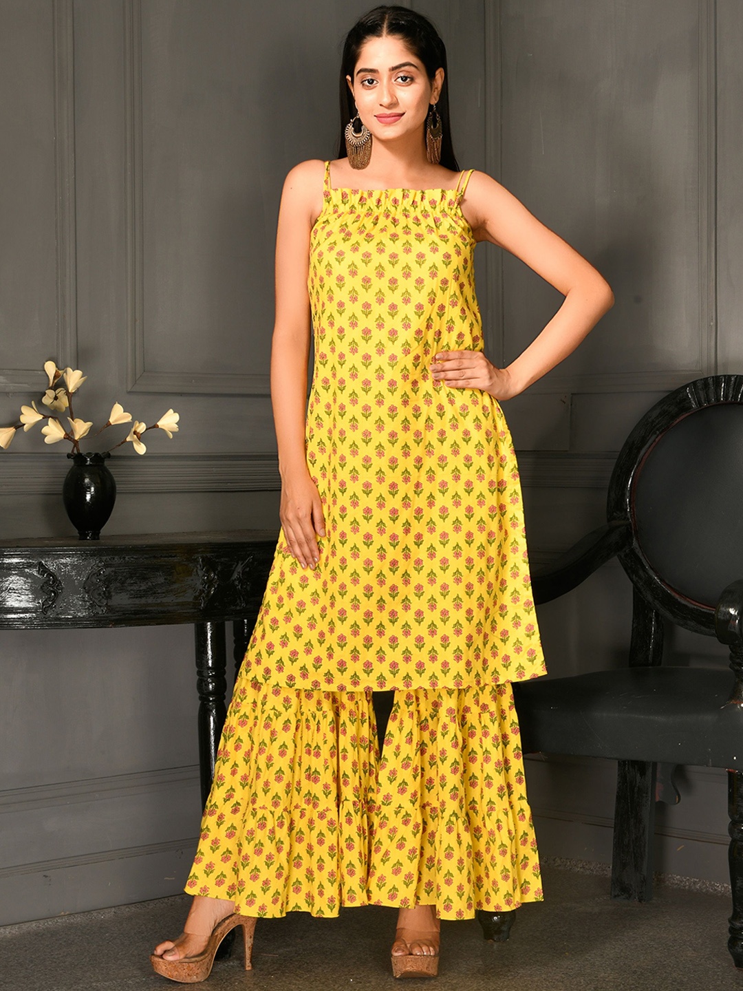 

Disli Ethnic Motifs Printed Pure Cotton A-Line Kurta with Sharara, Yellow