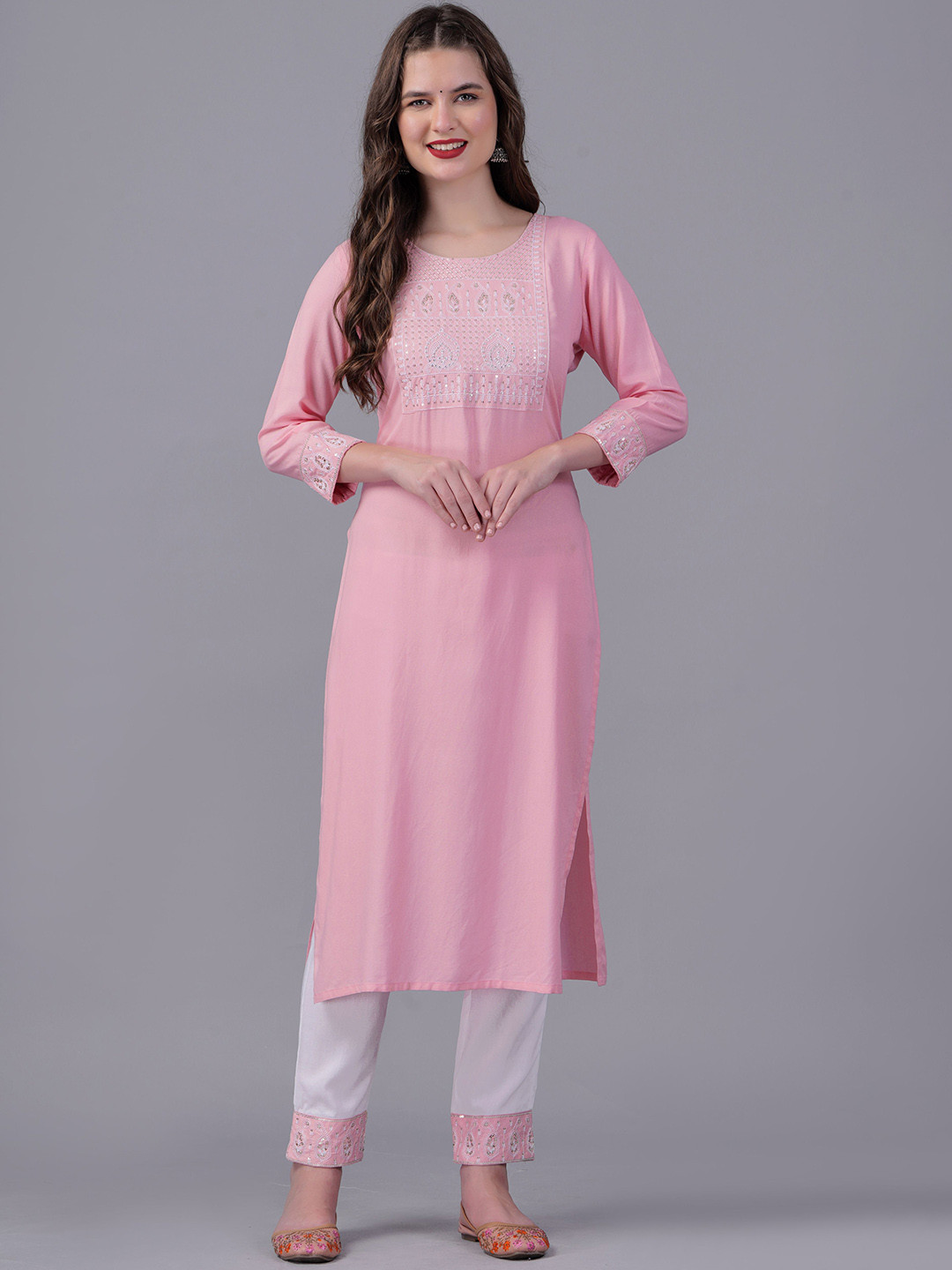 

KPF Ethnic Motifs Yoke Design Sequinned Kurta With Trousers, Pink
