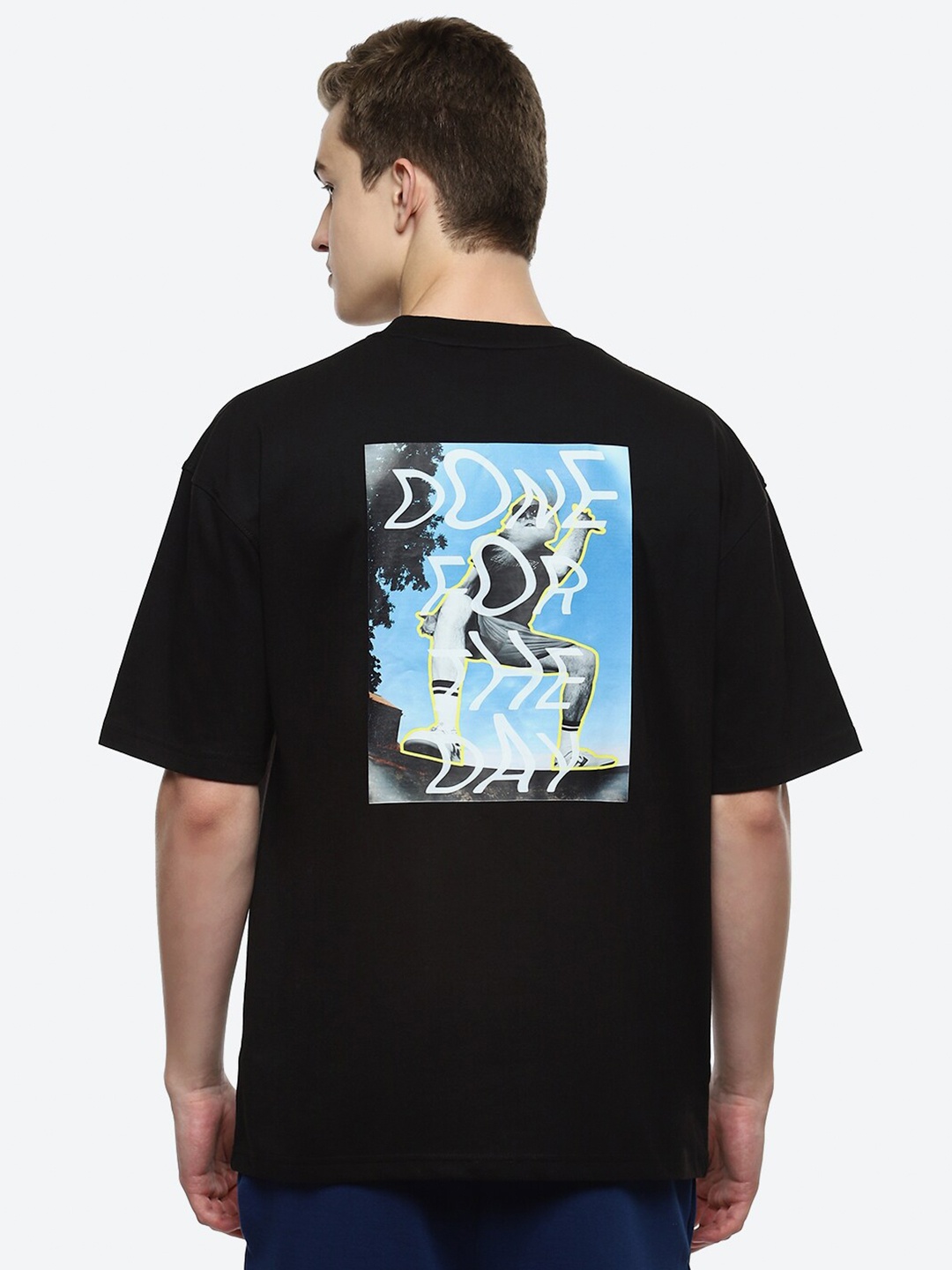 

hummel Graphic Printed Drop-Shoulder Sleeves Cotton T-shirt, Black