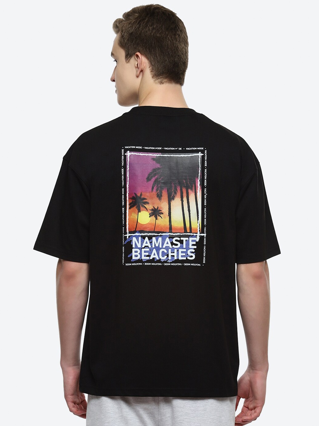 

hummel Graphic Printed Drop-Shoulder Sleeves Cotton T-shirt, Black