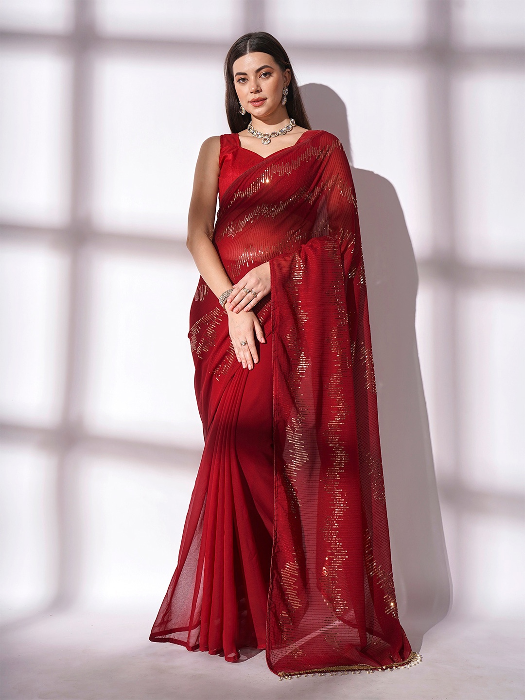 

Mitera Embellished Sequinned Pure Georgette Saree, Maroon