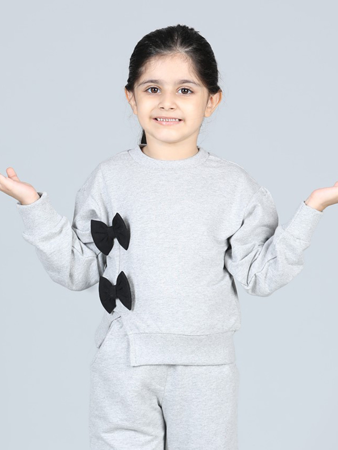 

AWW HUNNIE Girls Round Neck Puff Sleeves Cotton Pullover Sweatshirt, Grey