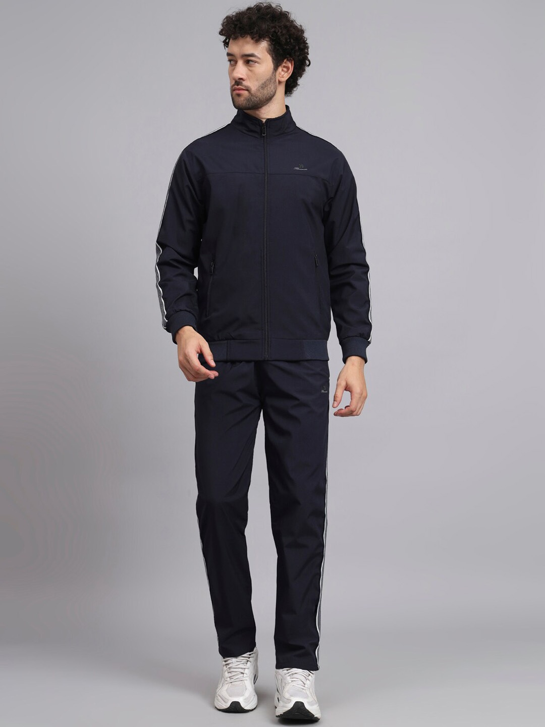 

39 THREADS Mid-Rise Mock Collar Sports Tracksuit, Navy blue