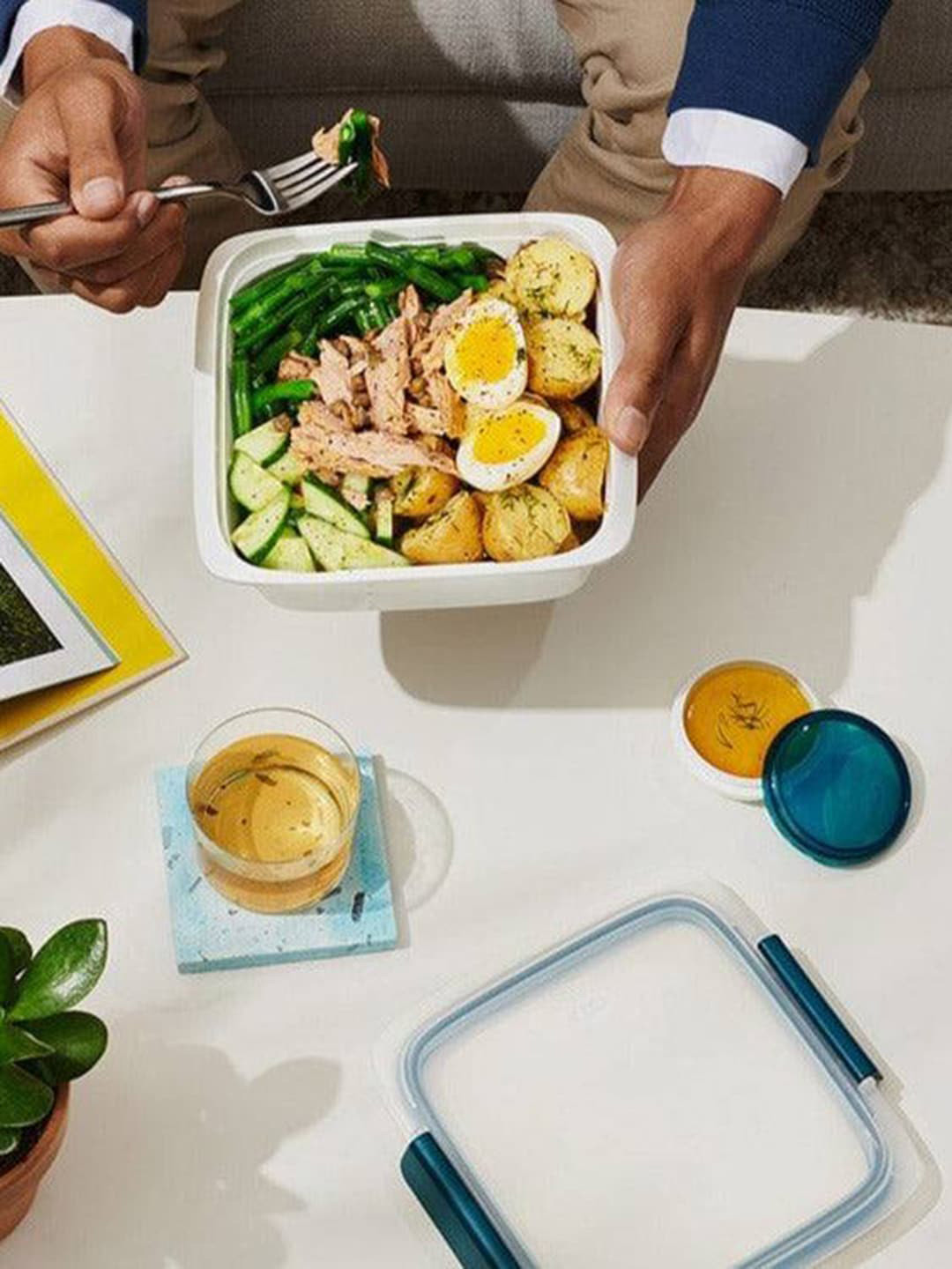 

OXO White BPA Free Salad Container
